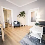 ►Top Wohnung Nähe Porsche, Flughafen, Messe&BMW◄