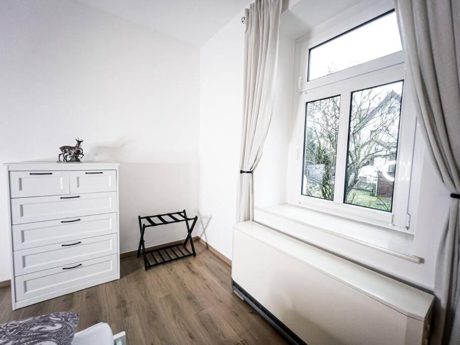 ►top Nähe Porsche, Flughafen, Messe&bmw◄ Apartment *